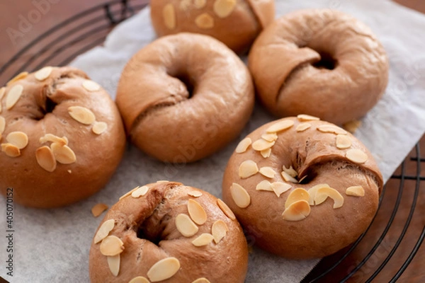 Obraz 自宅でパン作り　アーモンドチョコレートベーグル