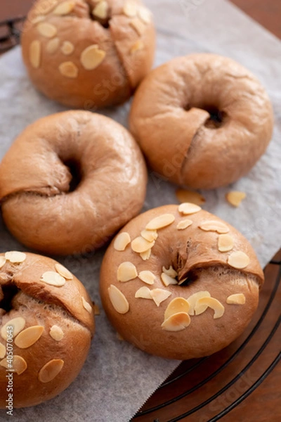 Obraz 自宅でパン作り　アーモンドチョコレートベーグル