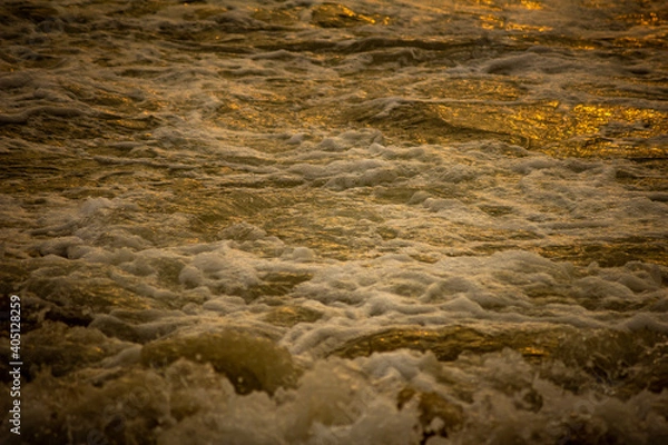 Fototapeta Scenic view of the waves of the Bay of Bengal along Marina Beach, Chennai, India