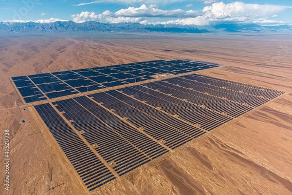Obraz Aerial photo of solar photovoltaic in large desert in Xinjiang, Asia