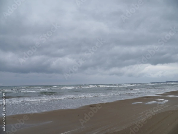 Obraz 一度は走ってみたい千里浜なぎさドライブウェイ(曇り)