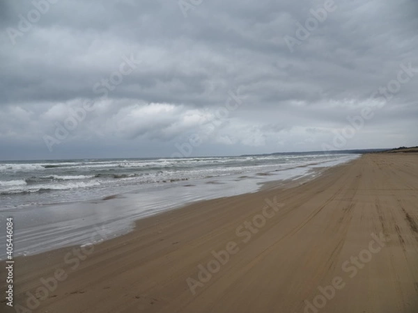 Obraz 一度は走ってみたい千里浜なぎさドライブウェイ(曇り)