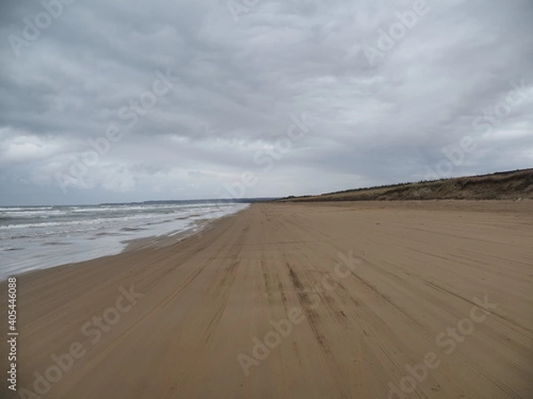 Obraz 一度は走ってみたい千里浜なぎさドライブウェイ(曇り)