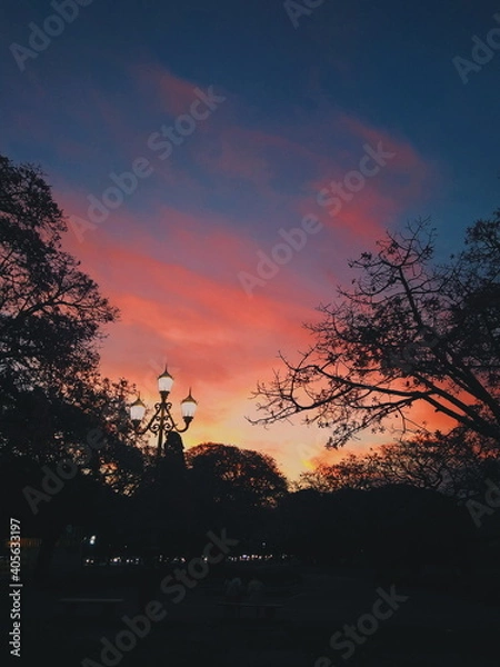 Obraz 
sunset over the street