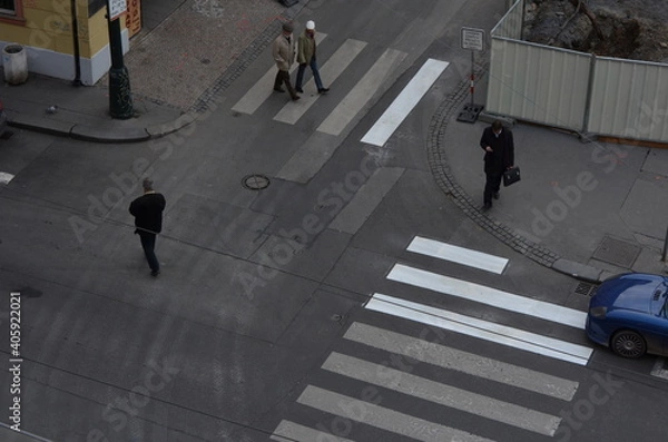 Obraz Gens au passage piéton