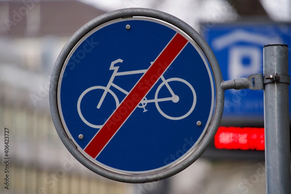 Obraz Traffic sign end of bicycle path.