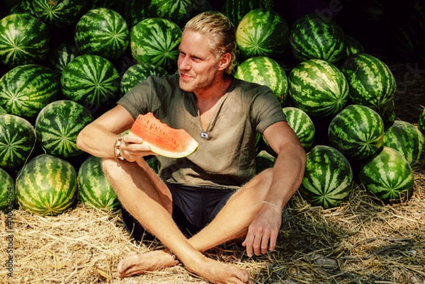 Obraz man with watermelon