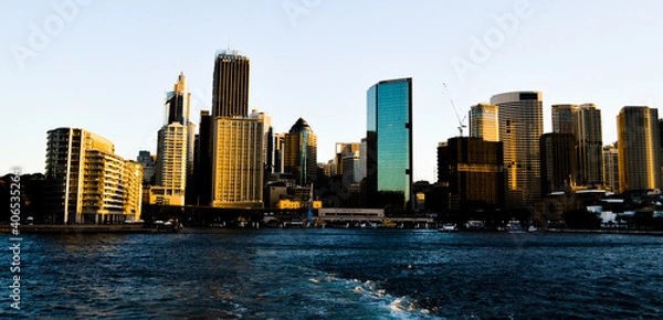 Obraz city skyline at sunset