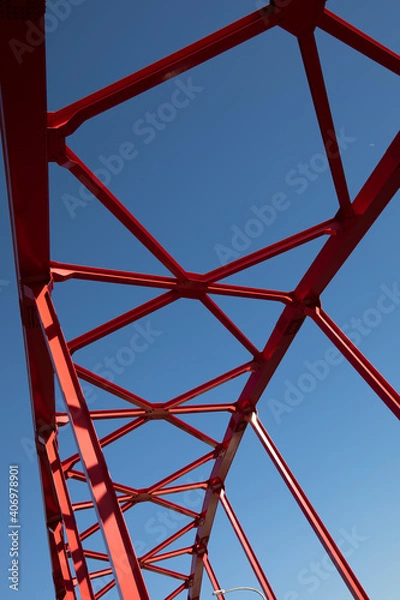 Obraz アーチ状の橋　鉄骨のクローズアップ