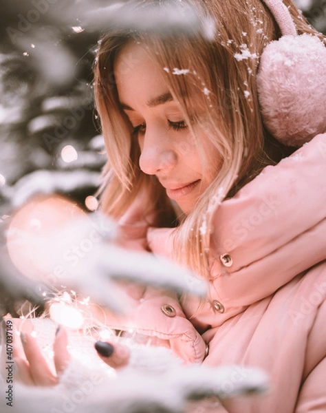 Obraz portrait of a woman in the snow