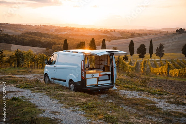 Obraz Vanlife - live in a beautiful bus in the open nature surrounded by grapevines