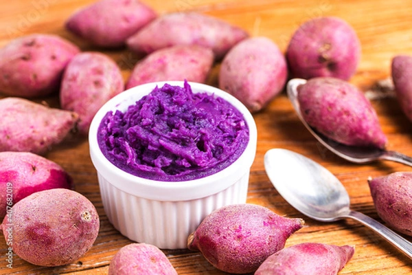 Fototapeta purple sweet potato mash (3)