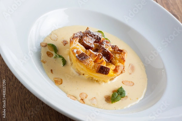 Obraz Cake pudding with vanilla sauce