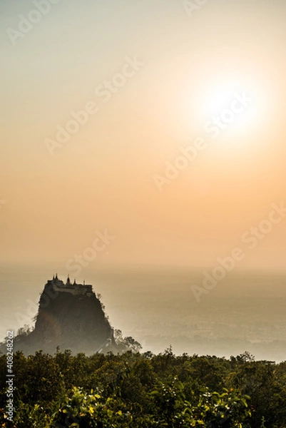Obraz Myanmar Mount Popa
