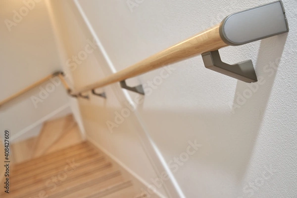 Obraz 個人の住宅の階段の手すり