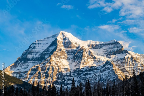 Obraz Beautiful view of Mount Robson within Mount Robson Provincial Park, Canada