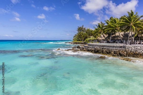 Fototapeta Paradise view of Tropical lagoon at Rangiroa (Tuamotu Archipelago). French Polynesia, Pacific Ocean.