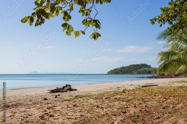 Fototapeta sea ​​and sky in the daytime