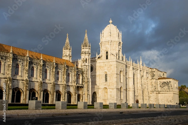 Fototapeta Mosteiro dos Jeronimos, view of historical Jeronimos Monastery in Lisbon, Belem during sunset