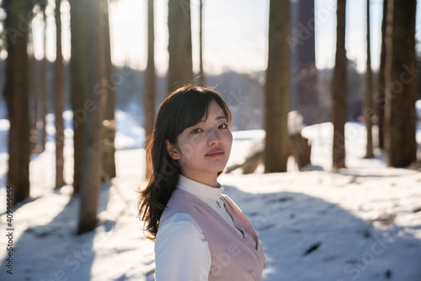 Obraz 女性と雪と自然