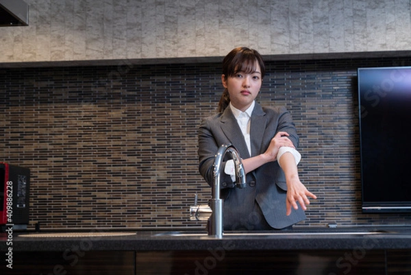 Obraz 女性と雪と自然