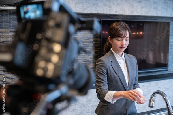 Obraz 女性と雪と自然