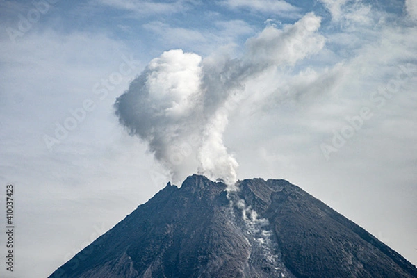 Obraz Mount Merapi is the most active volcano in Central Java and Yogyakarta, Indonesia	