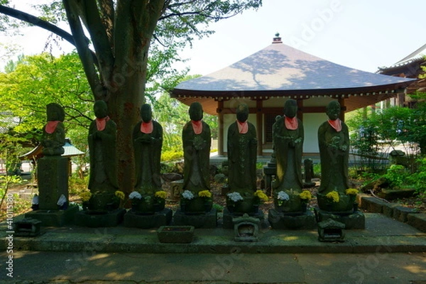 Fototapeta Fujisawa / Japan. Shojoko-ji Temple is also known as Yugyo-ji Temple, and its formal name is Totaku-san Muryoko-in Shojoko-ji