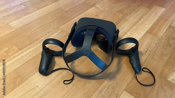 Obraz Virtual Reality Headset with Controllers