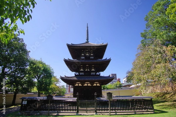 Obraz 古都 奈良の興福寺 三重塔
