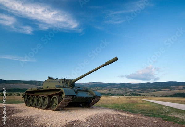 Obraz wystawił czołg T-55