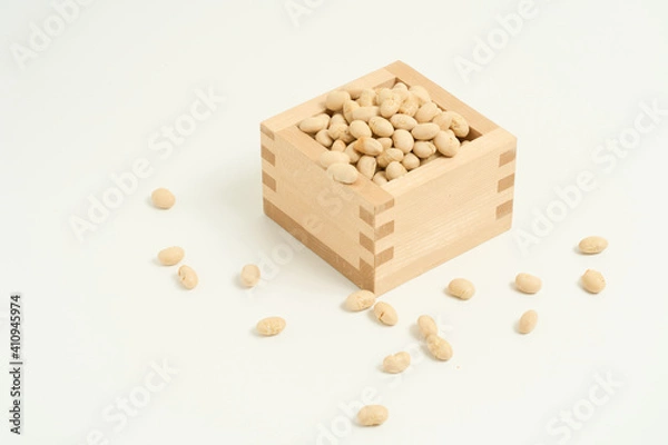 Fototapeta 枡に入れた節分の豆