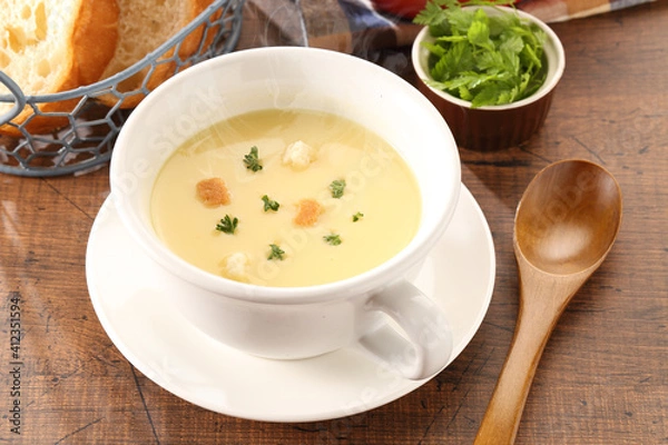 Fototapeta テーブルのコーンポタージュ
