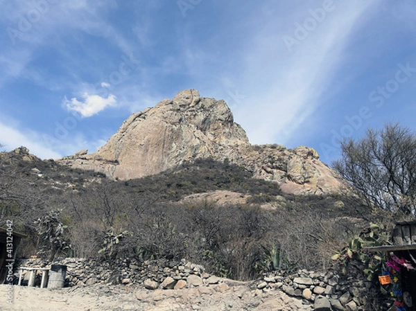 Obraz Mountain in the Sierra de Queretaro, the largest monolith in the world