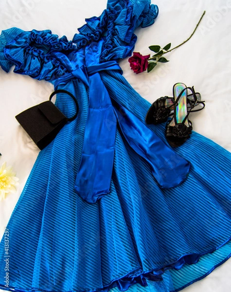 Obraz blue dress