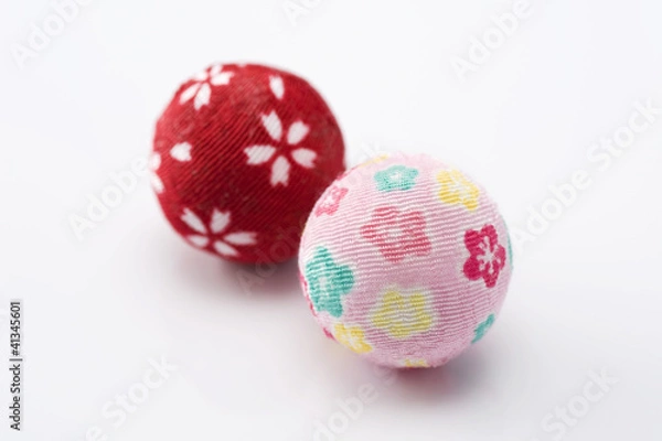 Fototapeta 白背景に複数の鞠