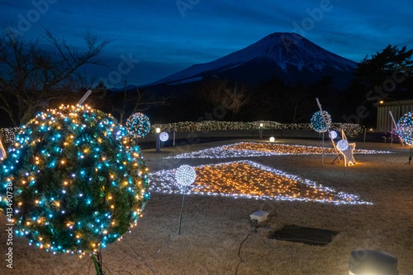 Obraz イルミネーションと富士山のシルエット　mount Fuji and beautiful illuminations