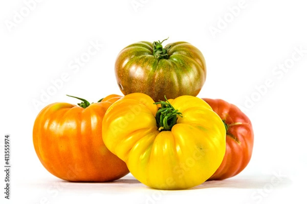 Obraz tomate sur fond blanc