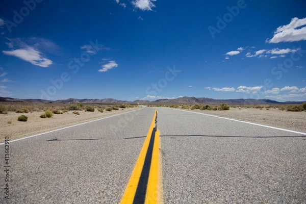 Fototapeta the desert road before las vegas