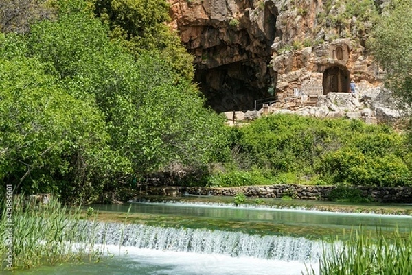 Obraz Baniyas ruins, ancient city in Israel at the foot of Mount Hermon, near main source of the Jordan river