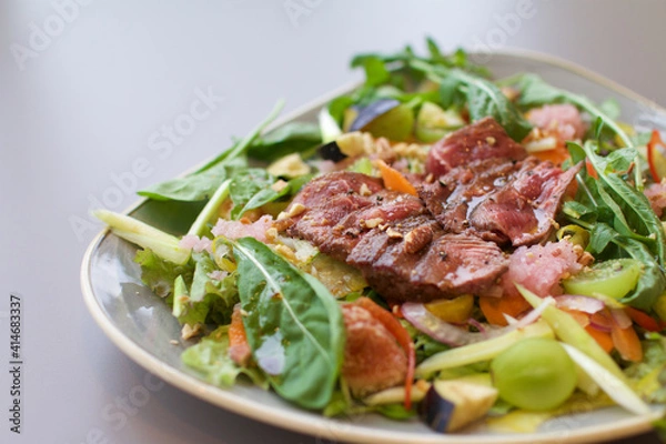 Fototapeta ローストビーフ　サラダ