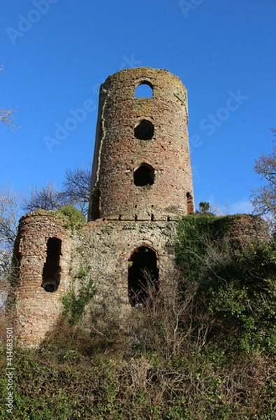 Fototapeta The ruins of Racton Monument near Chichester in West Sussex, England