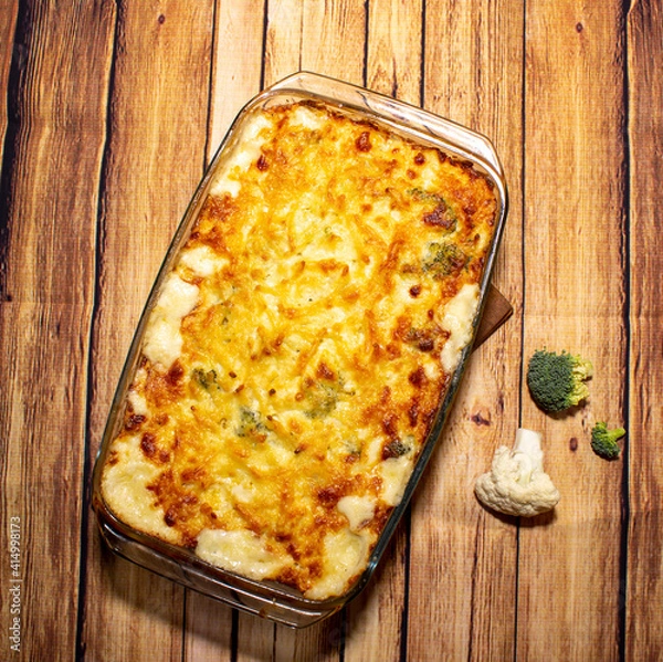 Obraz Broccoli and cauliflower cheese dish