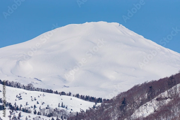 Obraz 春の晴天の鳥海山