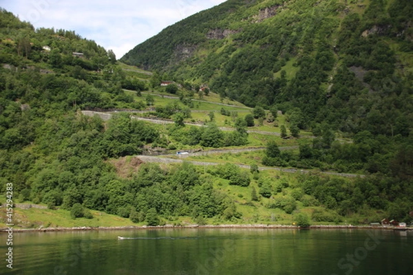 Fototapeta road in the mountains 