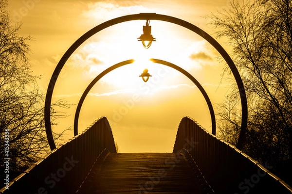 Fototapeta Sunset Through The Rings
