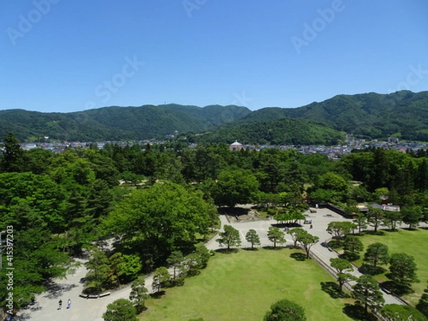 Obraz 山の見える綺麗な公園