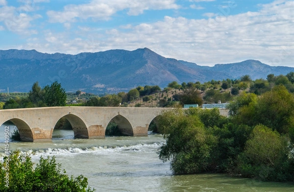 Fototapeta ceyhan river and misis bridge, adana, turkey, 