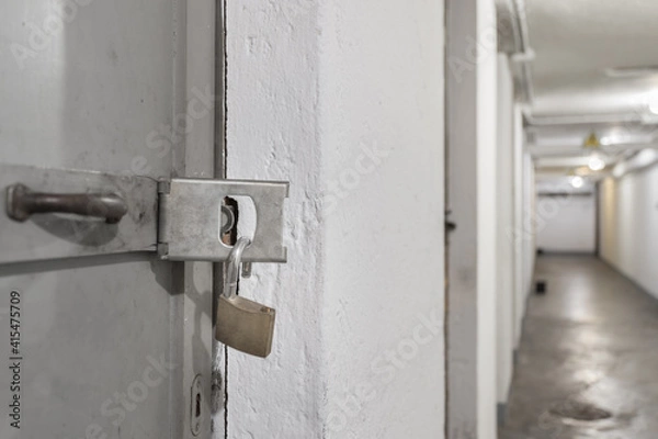 Fototapeta Open padlock