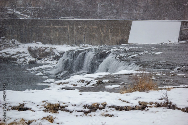 Obraz waterfall in winter